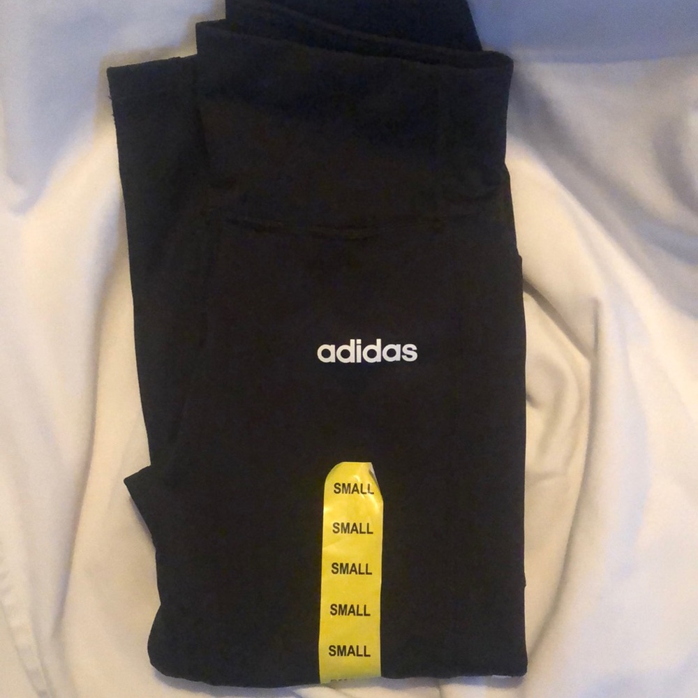 Black and white adidas leggings